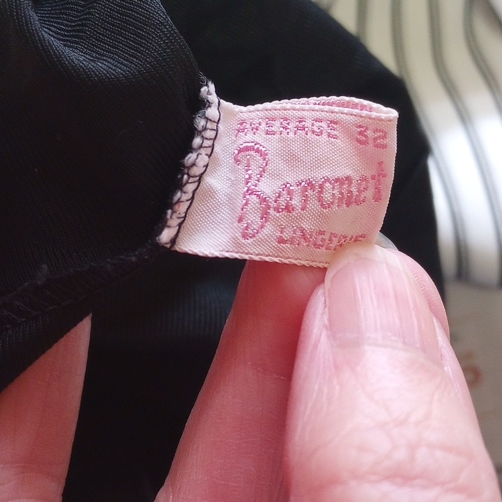 Baronet Lingerie Black Nylon & Lace Vintage Slip, Size 32 Average - Picture 4 of 6